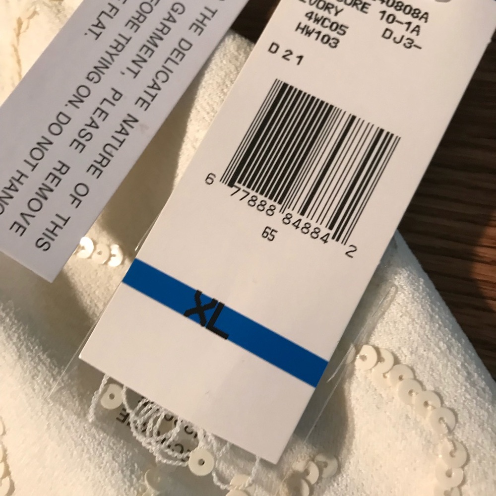 Jones New York Stretch Cream Sleeveless Top - Picture 4 of 6